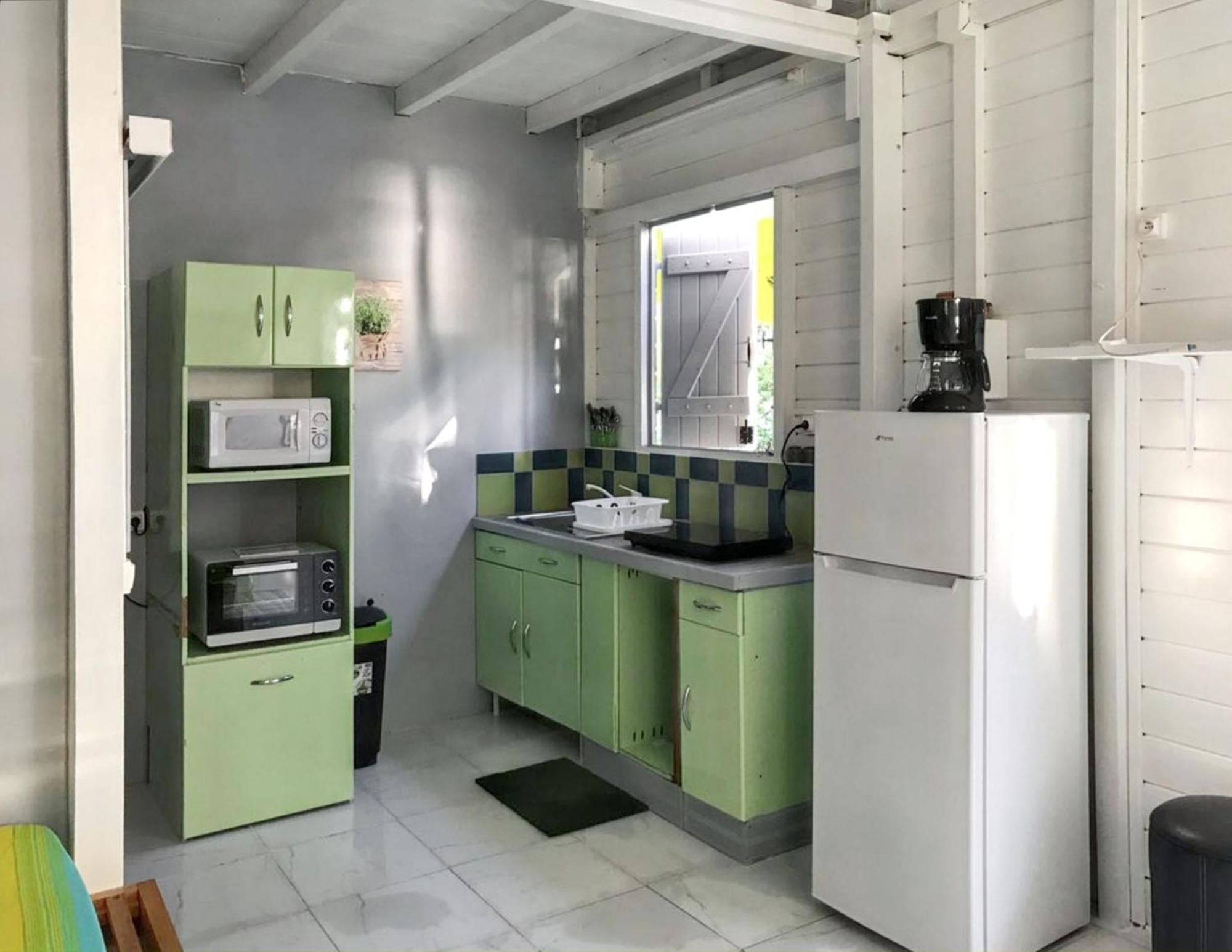 Appartement Cosy Au Carbet Avec Balcon Et Vue Sur Mer 70 M² ル・カルベ エクステリア 写真